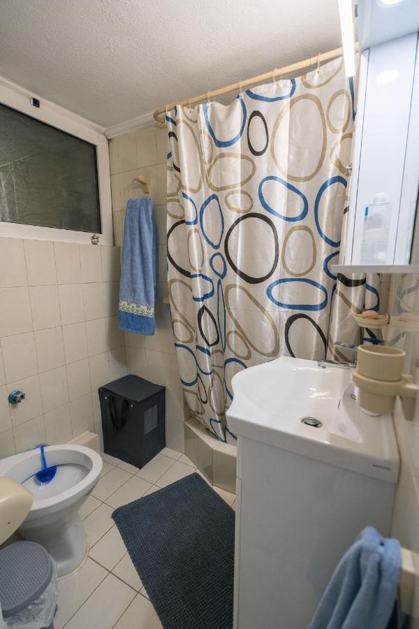 Marina Apartment Pire Dış mekan fotoğraf