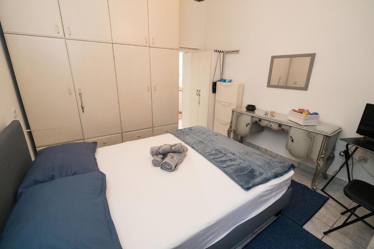 Marina Apartment Pire Dış mekan fotoğraf