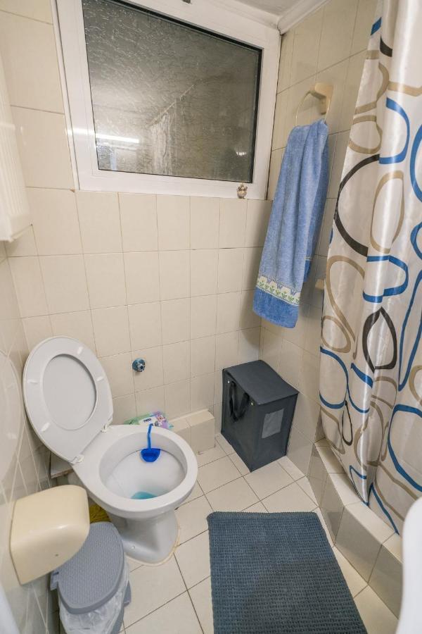 Marina Apartment Pire Dış mekan fotoğraf